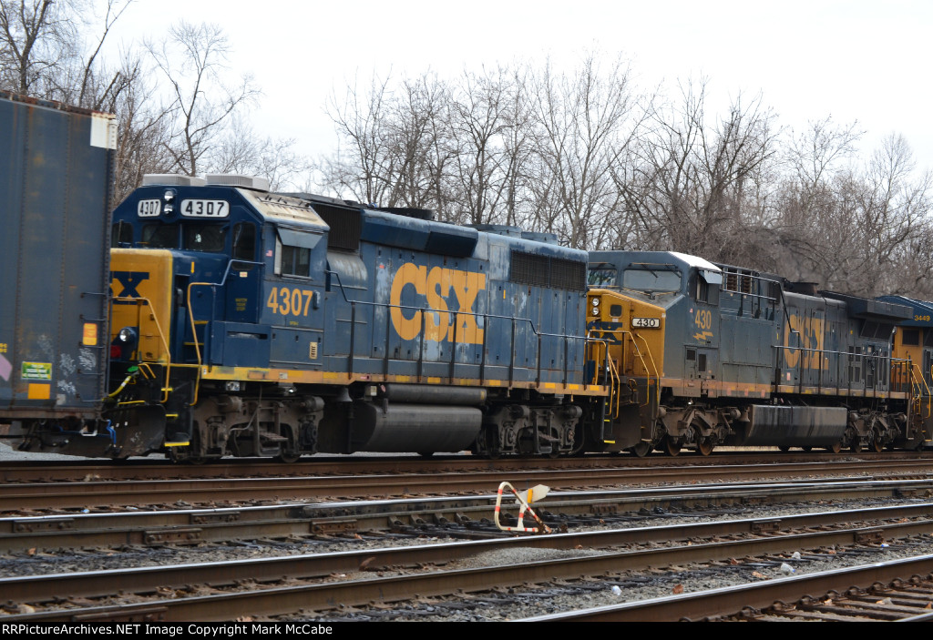 CSX M372